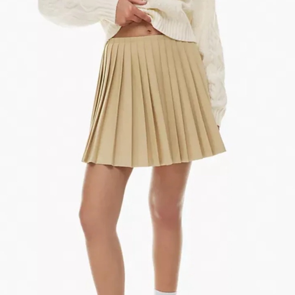 Brand new Sunday Best Olympia Pleated Skirt from Aritzia